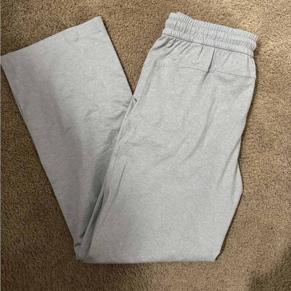 Lululemon Soft Jersey Straight Leg Mid Rise Pant inseam - 32”